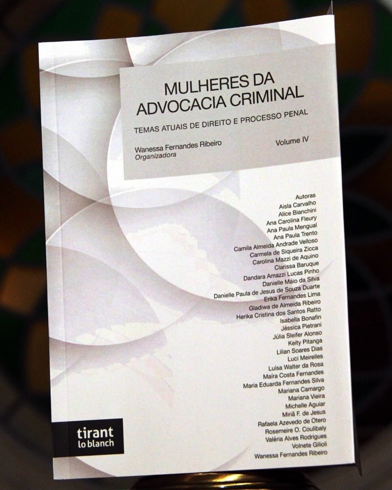 Capa do livro Mulheres da Advocacia Criminal volume IV